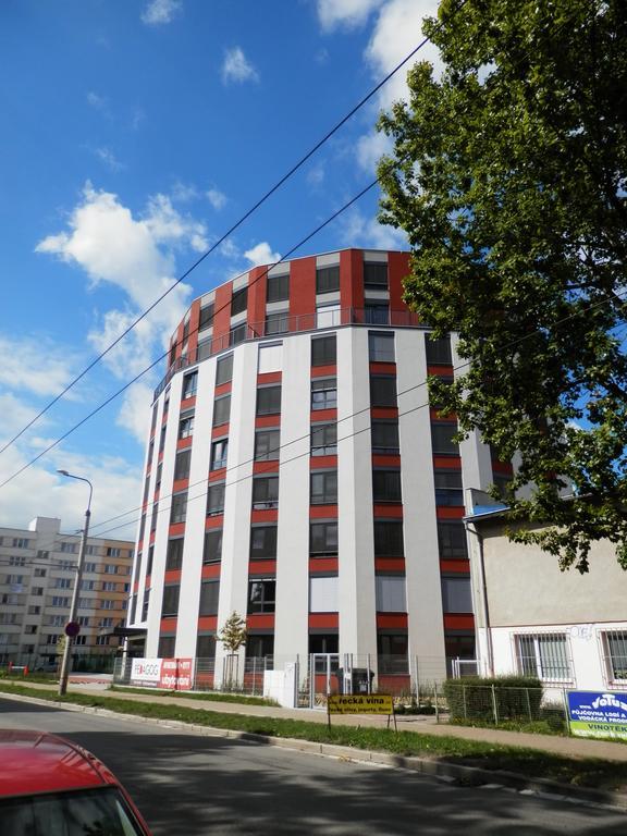 Ubytovaci Zarizeni Koleje Pedagog Ceske Budejovice Kültér fotó